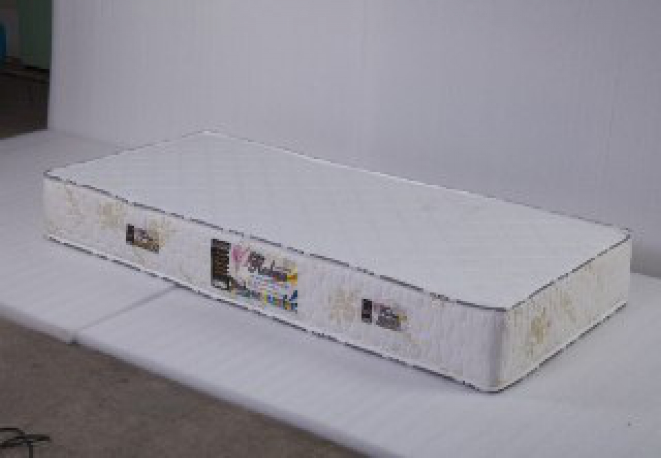 تشک فنری دنیس با 4 سال ضمانت